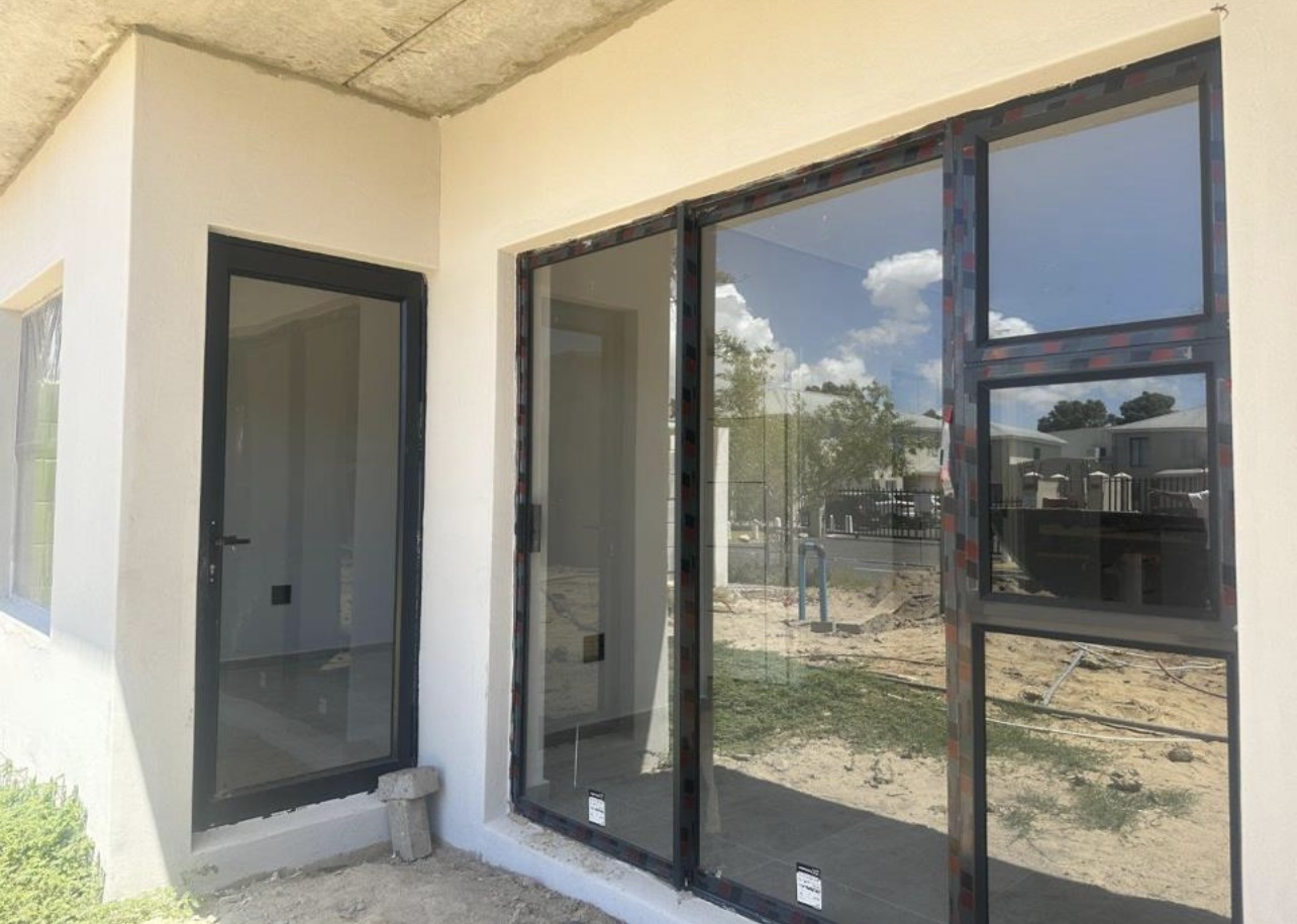 1 Bedroom Property for Sale in Table View Western Cape